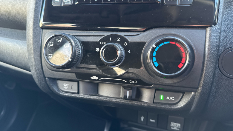 Honda Jazz 1.3 S 5dr Petrol Hatchback